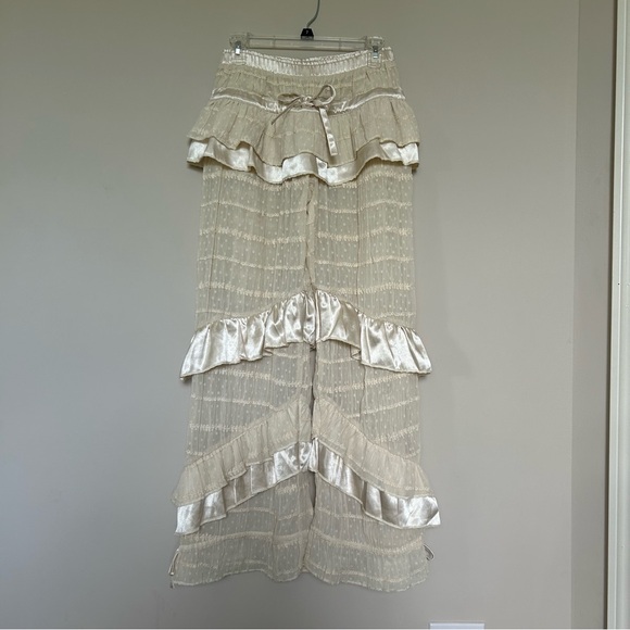 Free People Belle Ruffle Pants in Ivory - Picture 6 of 13